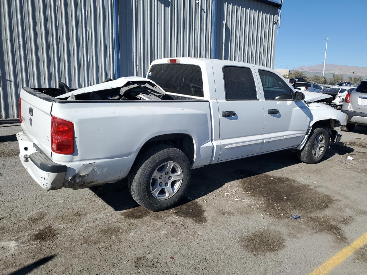2006 Dodge Dakota VIN 1D7HE48N76S502664 Copart auction photo, front end / rear end damage thumbnail 3