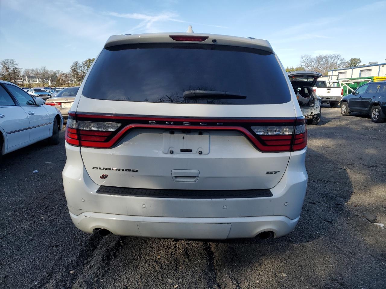2018 Dodge Durango VIN 1C4RDJDG0JC102052 Copart auction photo, undercarriage / minor dent/scratches damage thumbnail 6
