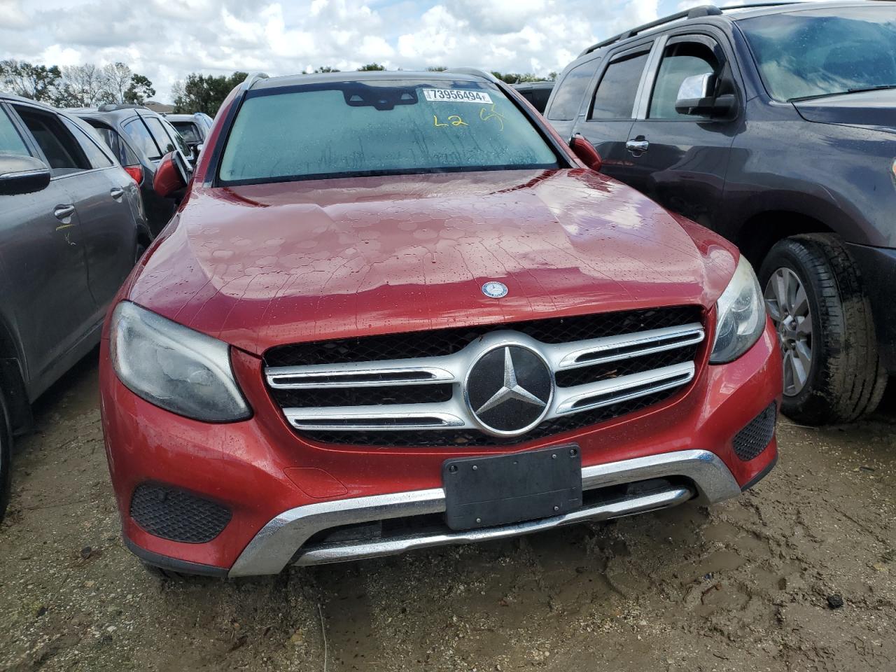 2017 Mercedes-Benz GLC VIN WDC0G4JB5HF117644 Copart auction photo, water/flood / minor dent/scratches damage thumbnail 5