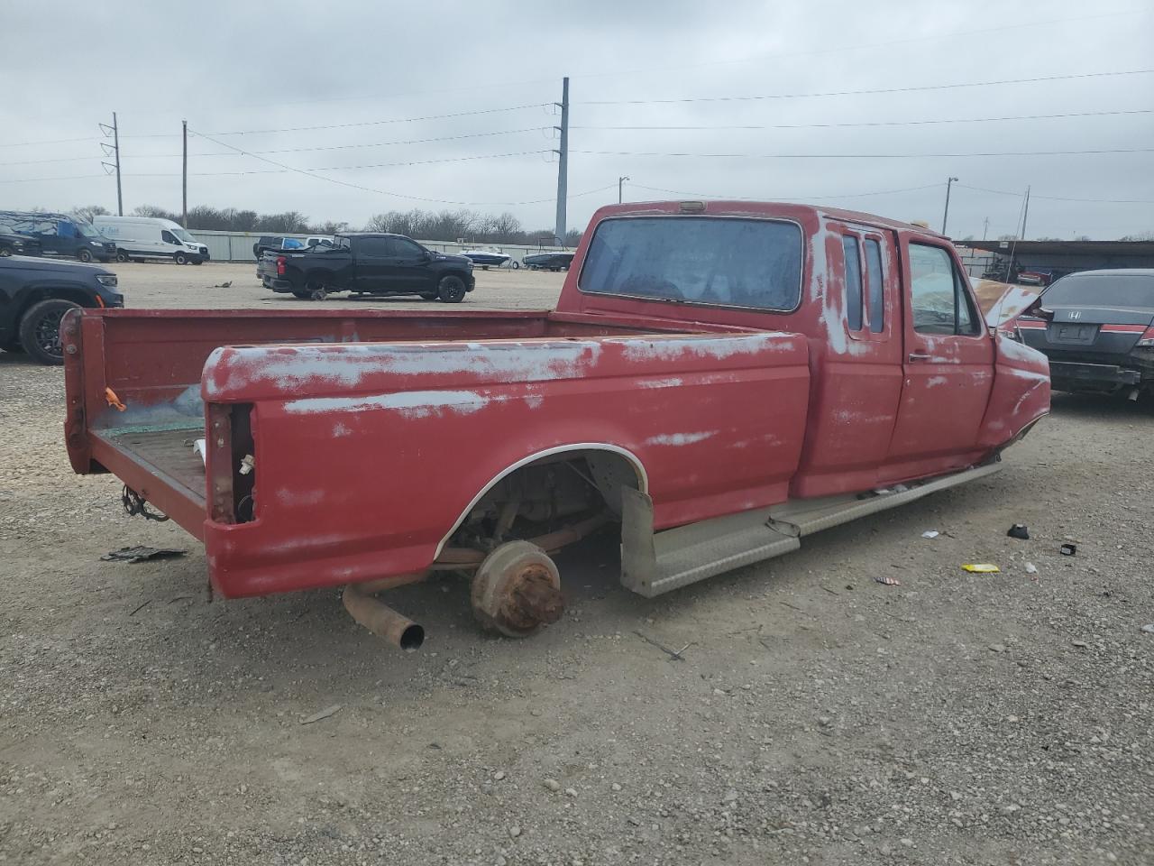 1988 Ford F250 VIN 1FTHX25M4JKB00405 Copart auction photo, all over damage thumbnail 3