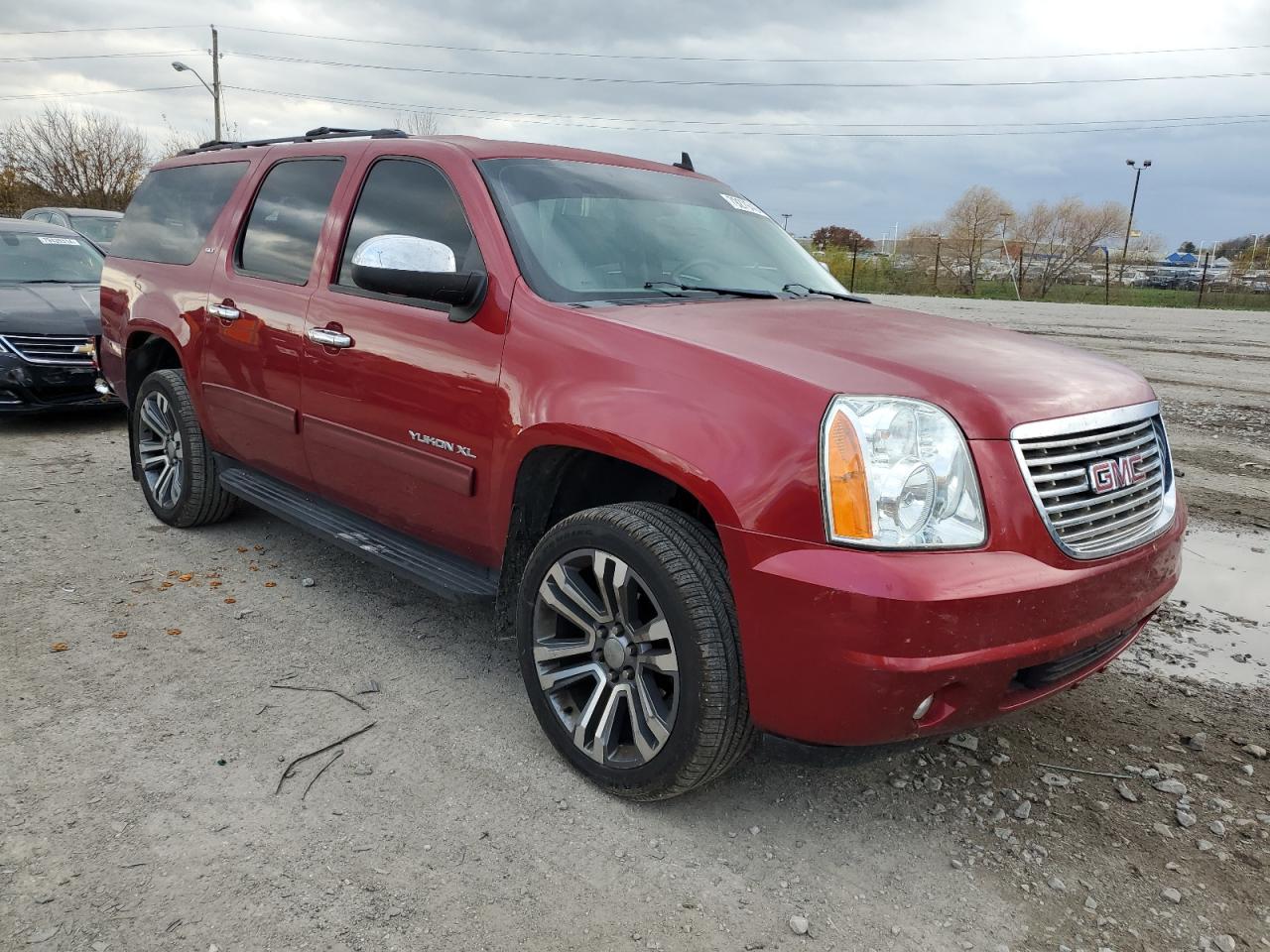 2013 GMC Yukon VIN 1GKS2KE7XDR345014 Copart auction photo, side / rear end damage thumbnail 4