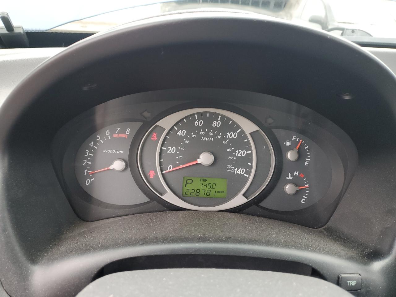 2005 Hyundai Tucson VIN KM8JN12D25U110054 Copart auction photo, side damage thumbnail 9