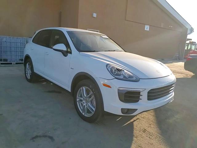 2015 Porsche Cayenne VIN WP1AF2A2XFLA37948 Copart auction photo, vandalism damage thumbnail 11