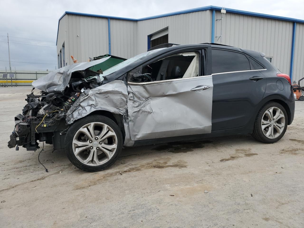 2013 Hyundai Elantra VIN KMHD35LE3DU130958
