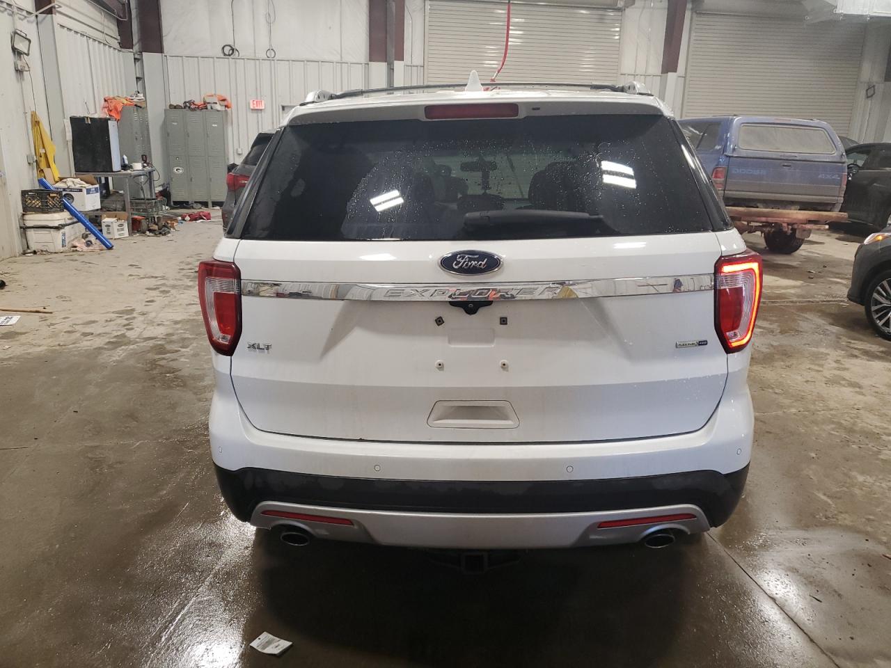 2016 Ford Explorer VIN 1FM5K8D86GGA20653 Copart auction photo, undercarriage damage thumbnail 6