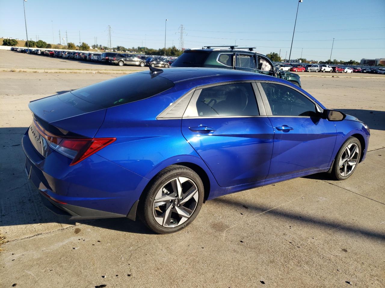 2023 Hyundai Elantra VIN KMHLS4AG3PU596004 Copart auction photo, hail damage thumbnail 3