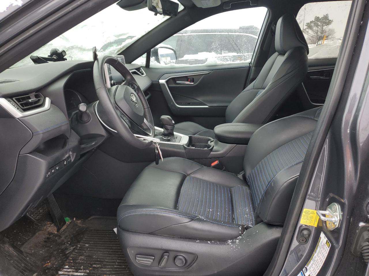 2020 Toyota RAV 4 VIN 2T3EWRFV9LW097145 Copart auction photo, front end / all over damage thumbnail 7