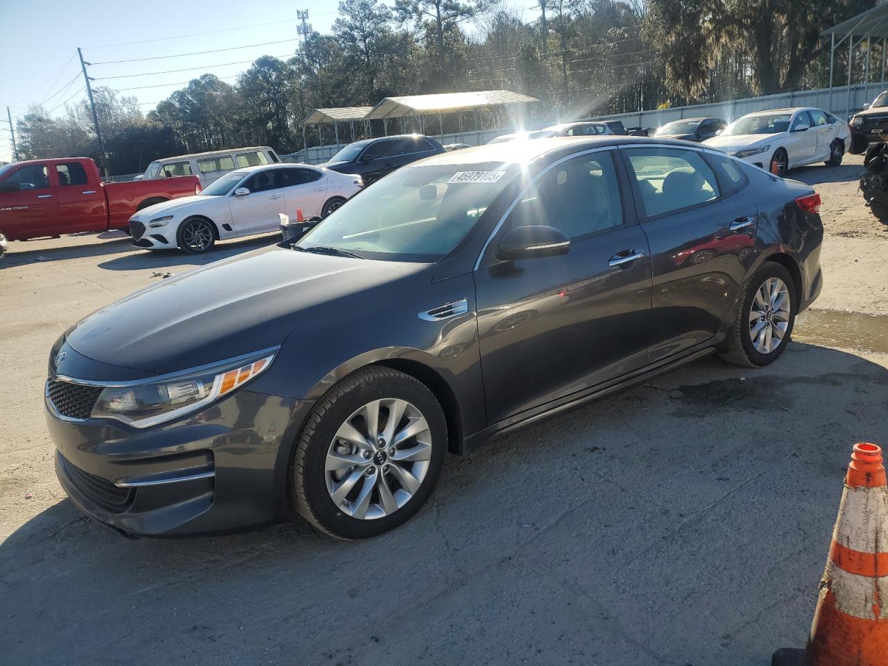 2017 KIA Optima VIN 5XXGT4L38HG124210