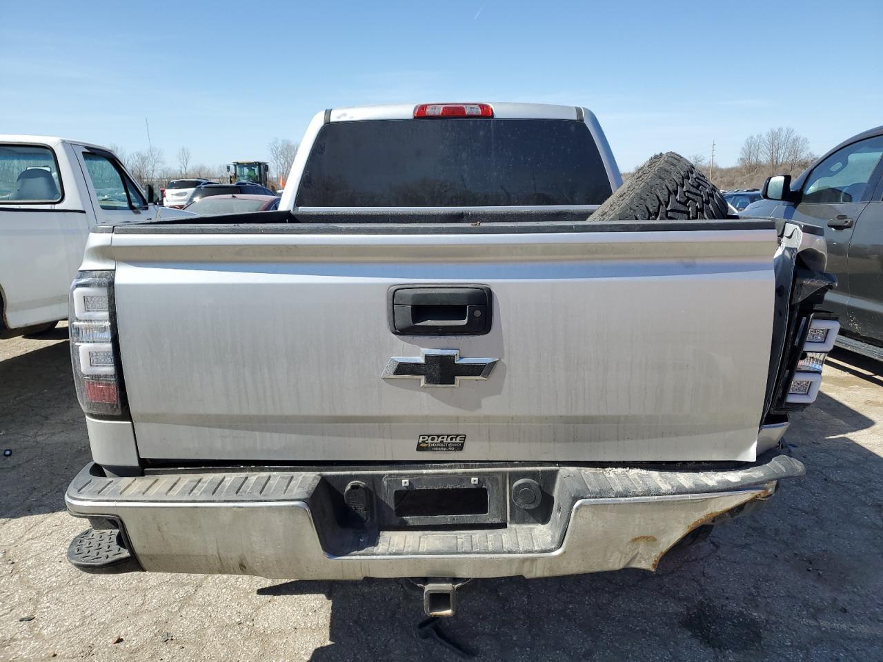 2017 Chevrolet Silverado VIN 3GCUKREC7HG495730 Copart auction photo, front end / rear end damage thumbnail 6