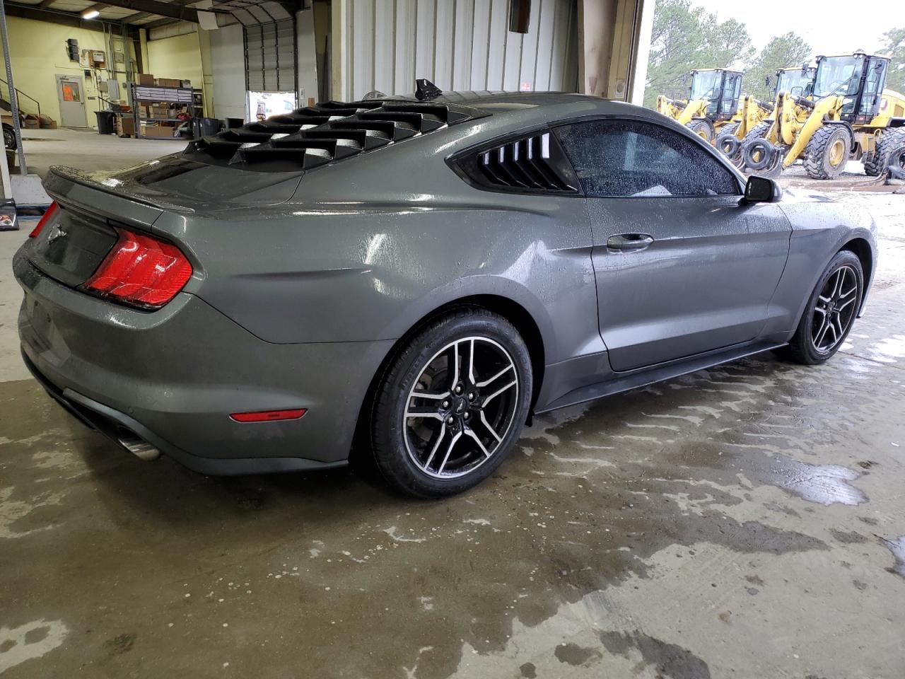 2022 Ford Mustang VIN 1FA6P8TH8N5131618 Copart auction photo, front end / minor dent/scratches damage thumbnail 3