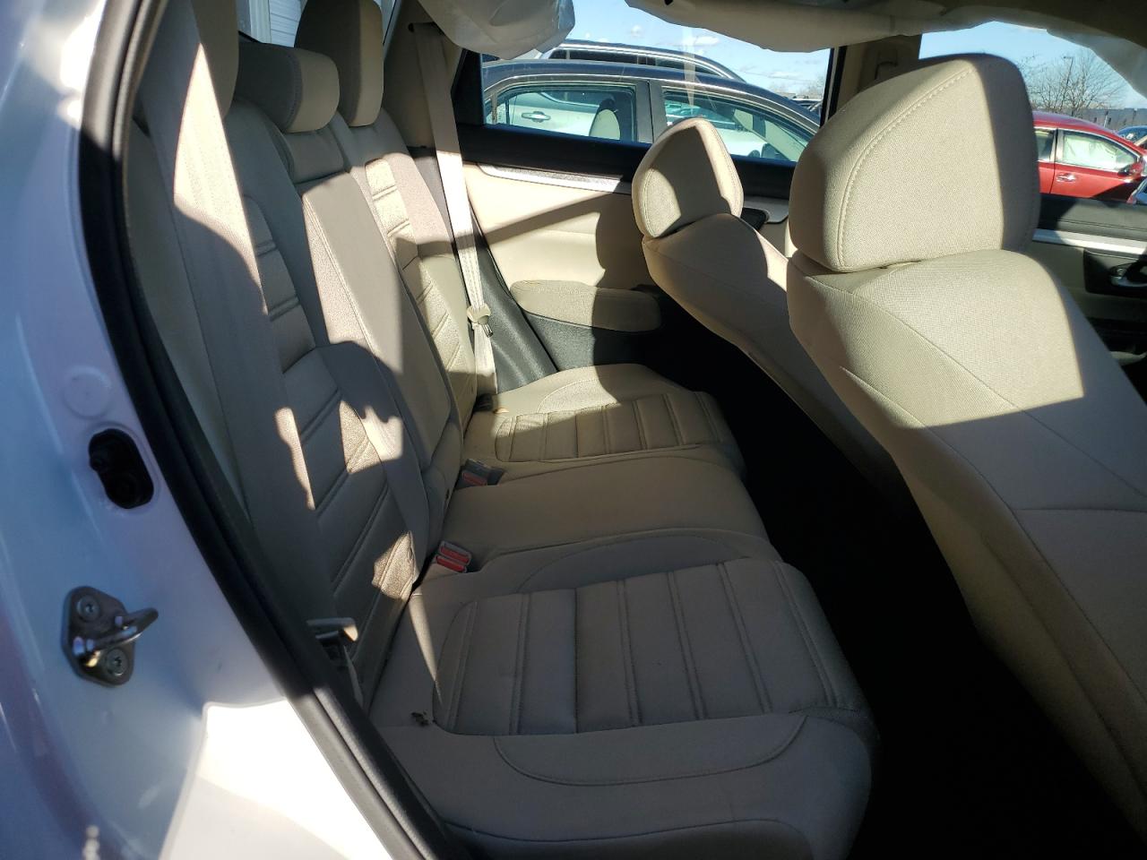 2019 Honda CR-V VIN 2HKRW6H34KH203891 Copart auction photo, side damage thumbnail 11