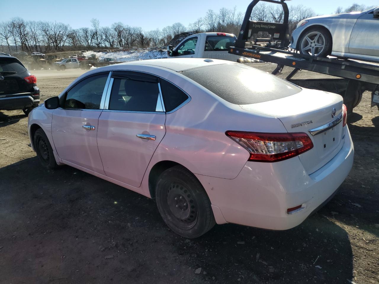 2014 Nissan Sentra VIN 3N1AB7AP6EY325268 Copart auction photo, front end / minor dent/scratches damage thumbnail 2