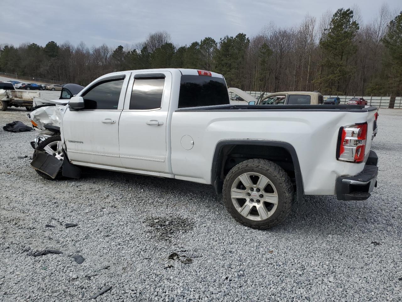 2015 GMC Sierra VIN 1GTV2UEC9FZ186653 Copart auction photo, front end / rear end damage thumbnail 2