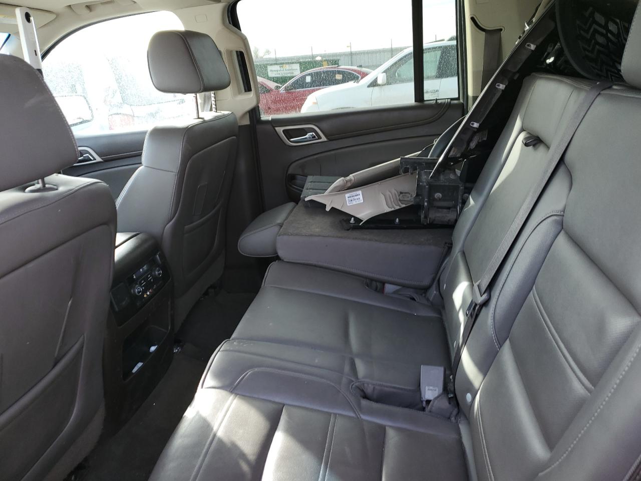2016 GMC Yukon VIN 1GKS2HKJ6GR201810 Copart auction photo, front end / all over damage thumbnail 11