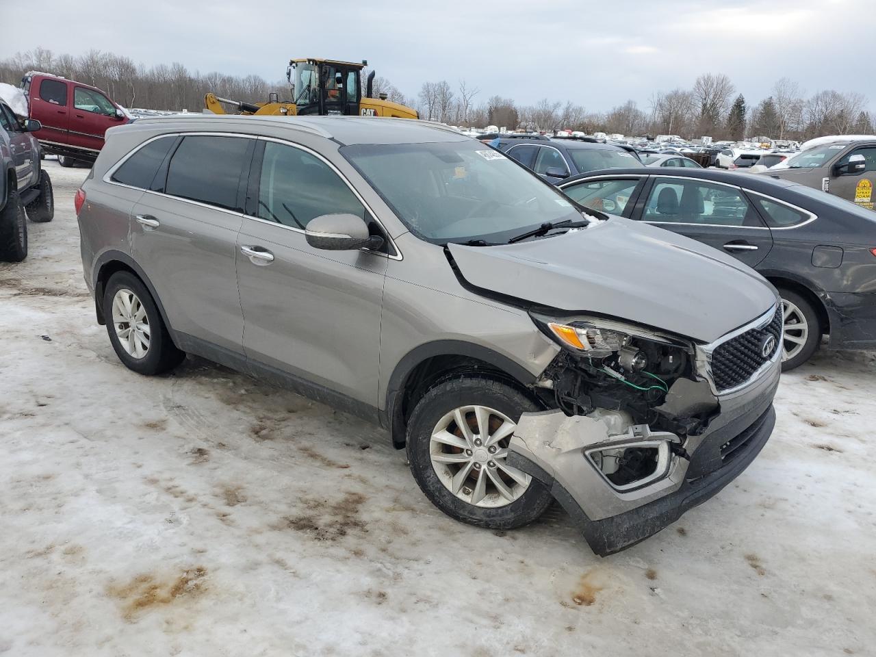 2018 KIA Sorento VIN 5XYPG4A35JG427311 Copart auction photo, front end / minor dent/scratches damage thumbnail 4