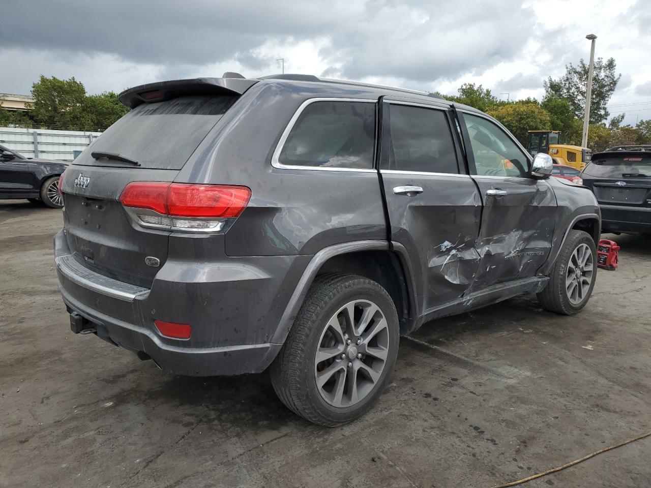 2017 Jeep Grand Cherokee VIN 1C4RJFCG4HC927741 Copart auction photo, side damage thumbnail 3