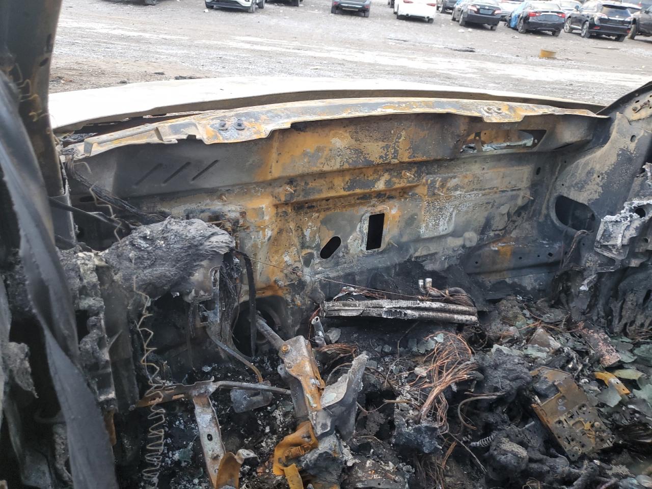 2016 Jeep Liberty (Patriot) VIN 1C4NJPBB1GD649044 Copart auction photo, burn damage thumbnail 9