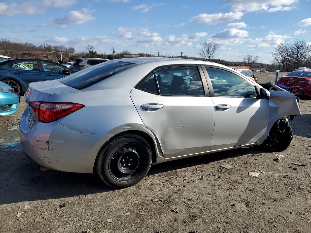 2018 Toyota Corolla VIN 2T1BURHE5JC987803 Copart auction photo, front end / undercarriage damage thumbnail 3