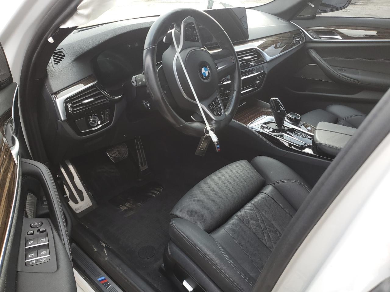 2022 BMW 5er VIN WBA13BJ07NCJ32357 Copart auction photo, rear end / side damage thumbnail 8