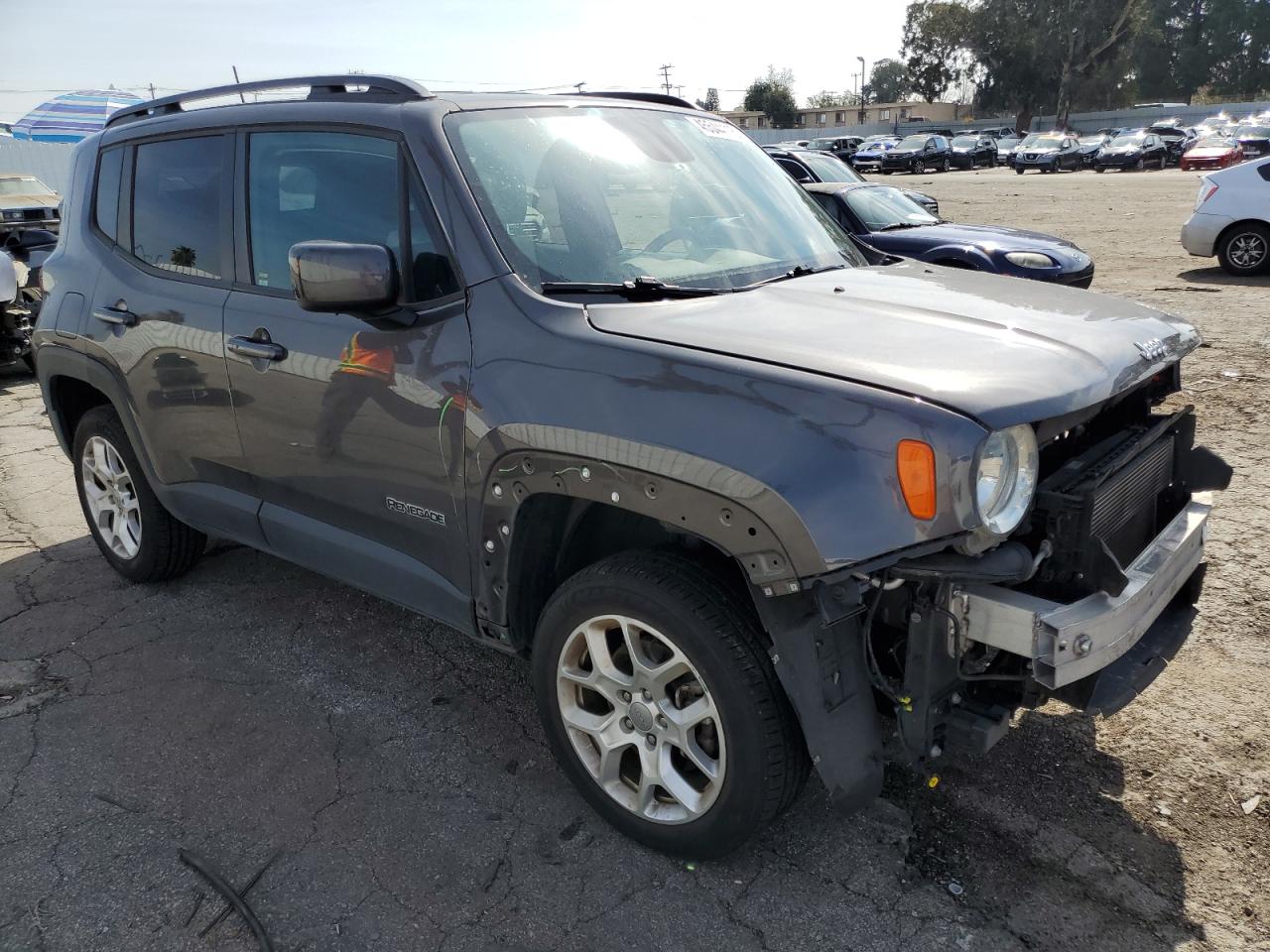 2018 Jeep Renegade VIN ZACCJBBB7JPH63035 Copart auction photo, front end / side damage thumbnail 4