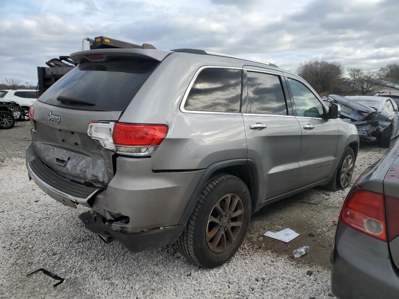 2015 Jeep Grand Cherokee VIN 1C4RJFBG1FC763105 Copart auction photo, rear end / front end damage thumbnail 3