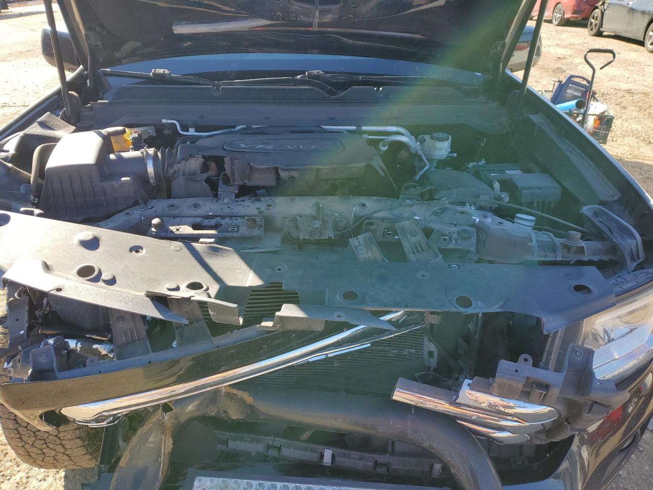 2015 GMC Canyon VIN 1GTG6BE38F1141624 Copart auction photo, front end damage thumbnail 12