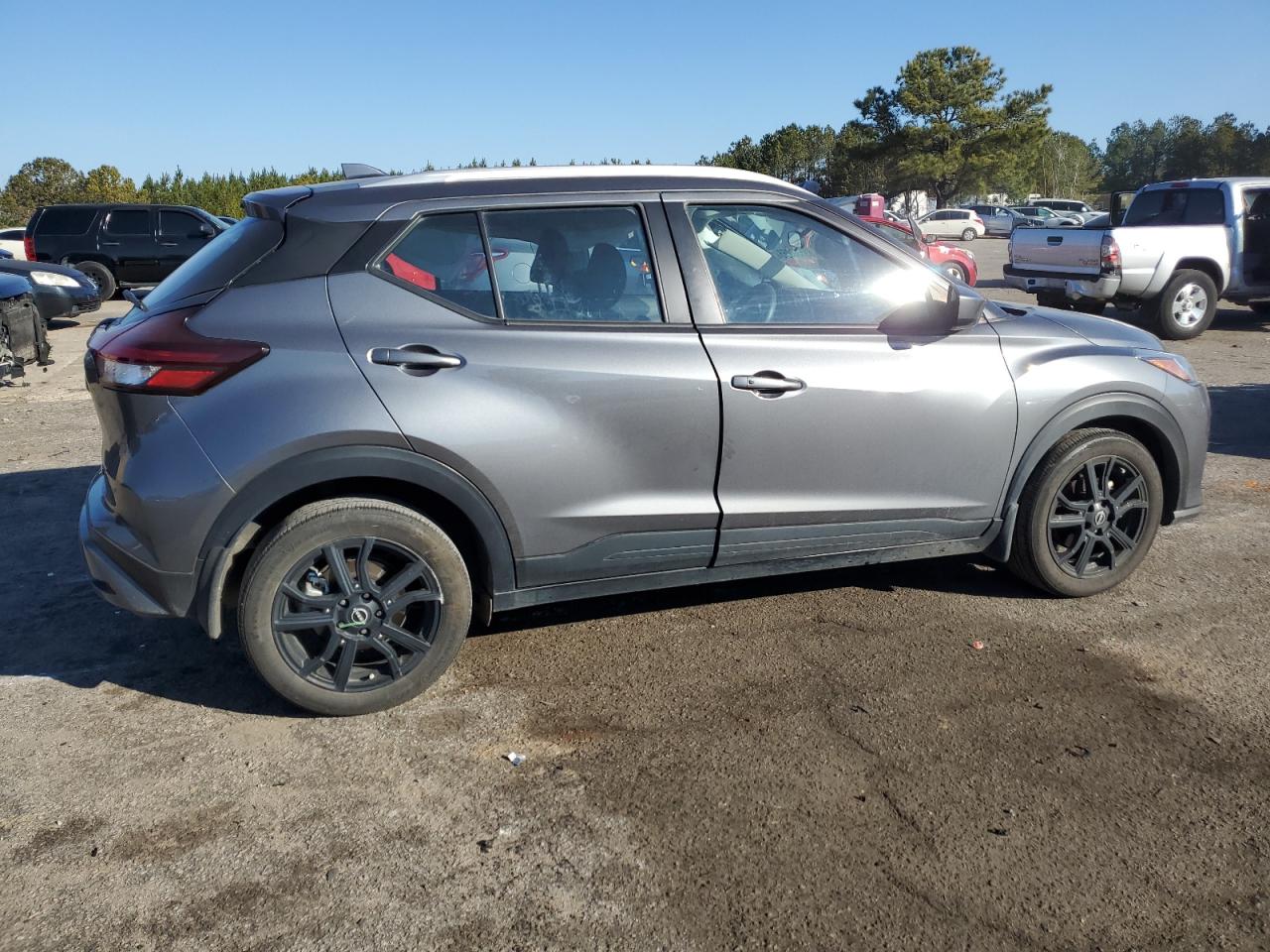 2024 Nissan Kicks VIN 3N1CP5CV7RL473992 Copart auction photo, rear end damage thumbnail 3