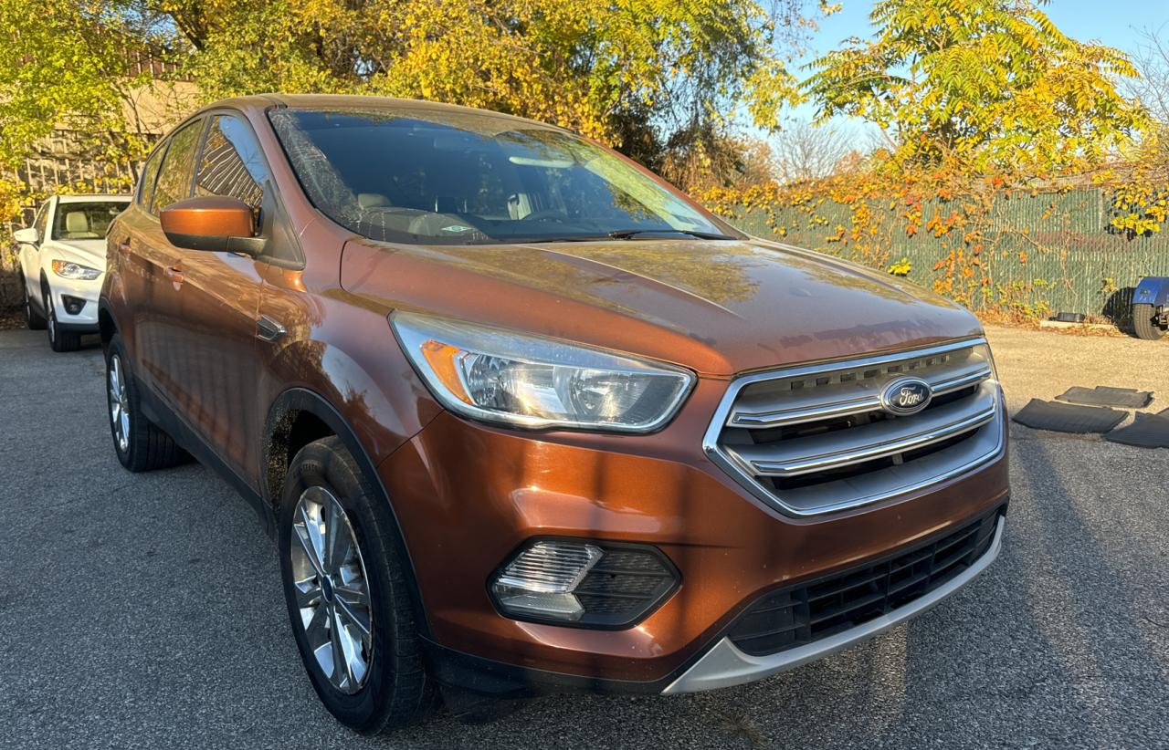 2017 Ford Escape VIN 1FMCU9GD0HUC27817