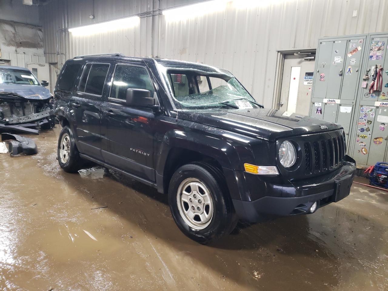 2017 Jeep Liberty (Patriot) VIN 1C4NJPBBXHD203721 Copart auction photo, rollover / rear end damage thumbnail 4