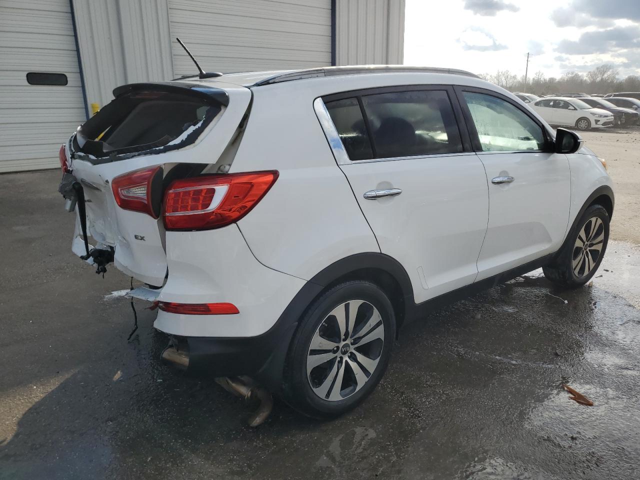 2013 KIA Sportage VIN KNDPC3A21D7419995 Copart auction photo, side / rear end damage thumbnail 3