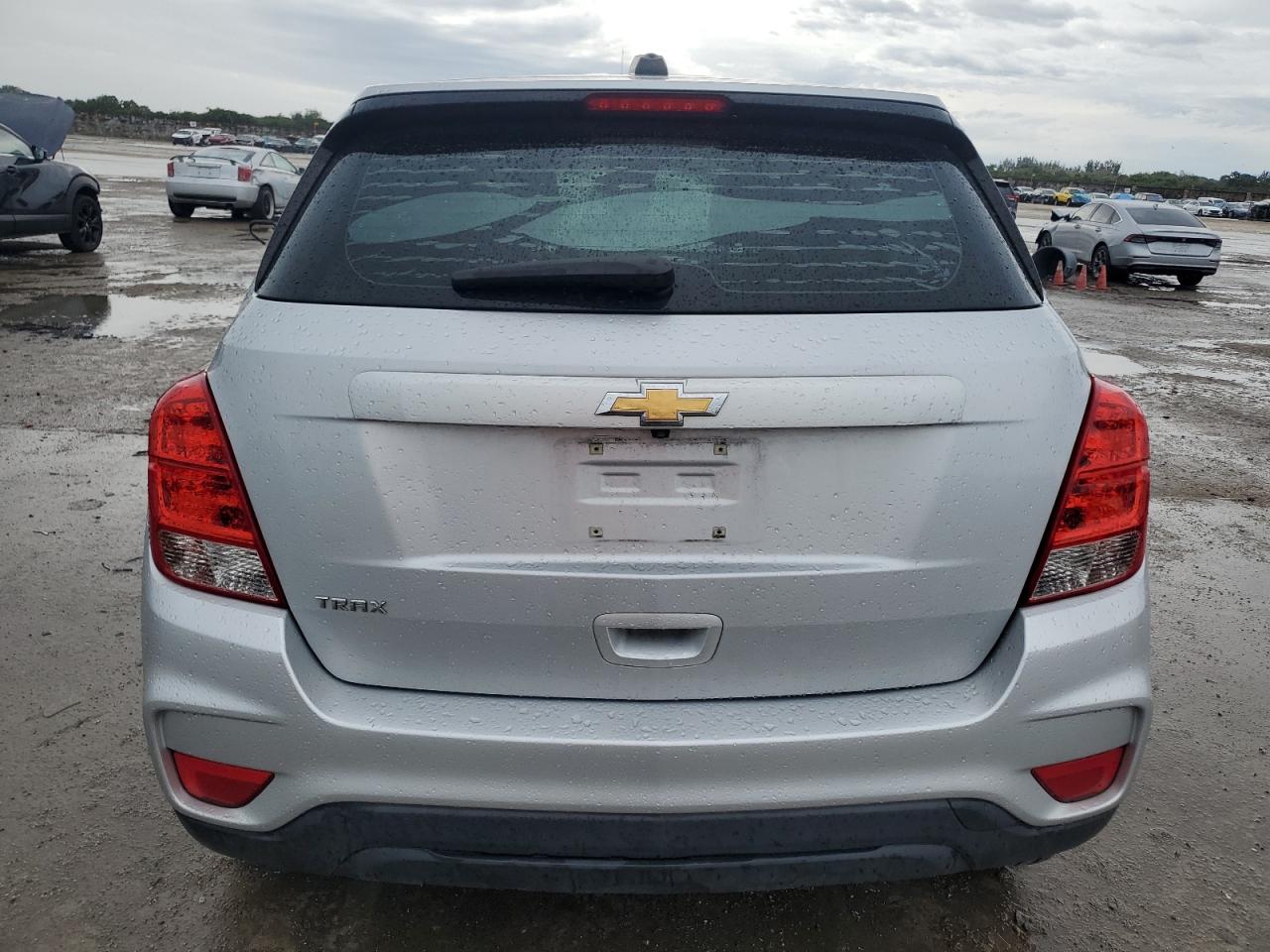 2017 Chevrolet Trax VIN 3GNCJKSB3HL290664 Copart auction photo, front end damage thumbnail 6