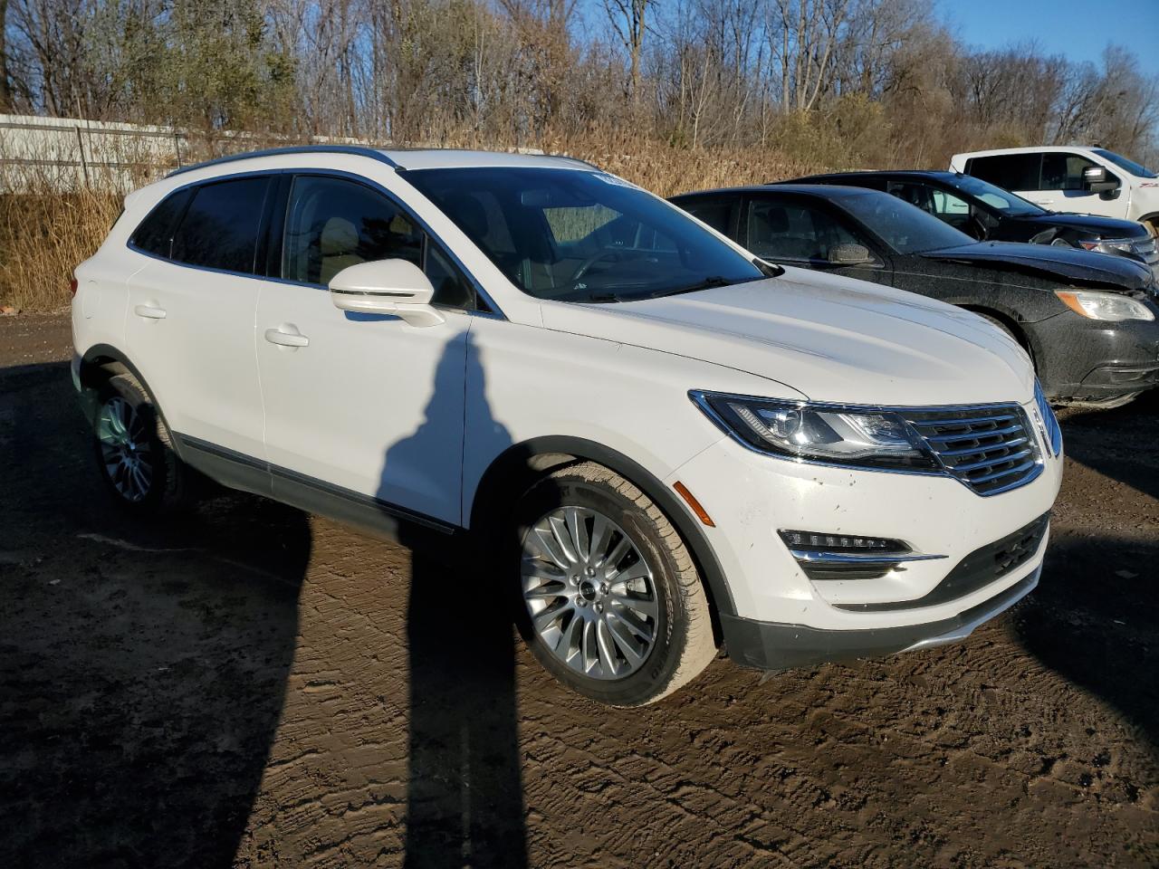 2017 Lincoln MKC VIN 5LMCJ3C97HUL52236 Copart auction photo, front end / side damage thumbnail 4