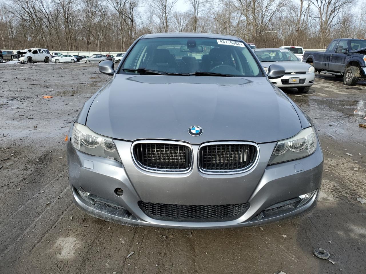 2011 BMW 3er VIN WBAPK7C54BA816485 Copart auction photo, front end / side damage thumbnail 5