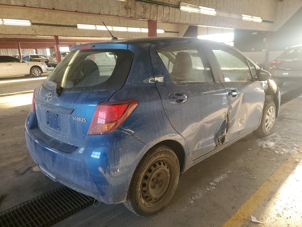 2016 Toyota Yaris VIN VNKKTUD39GA065131 Copart auction photo, front end / side damage thumbnail 3