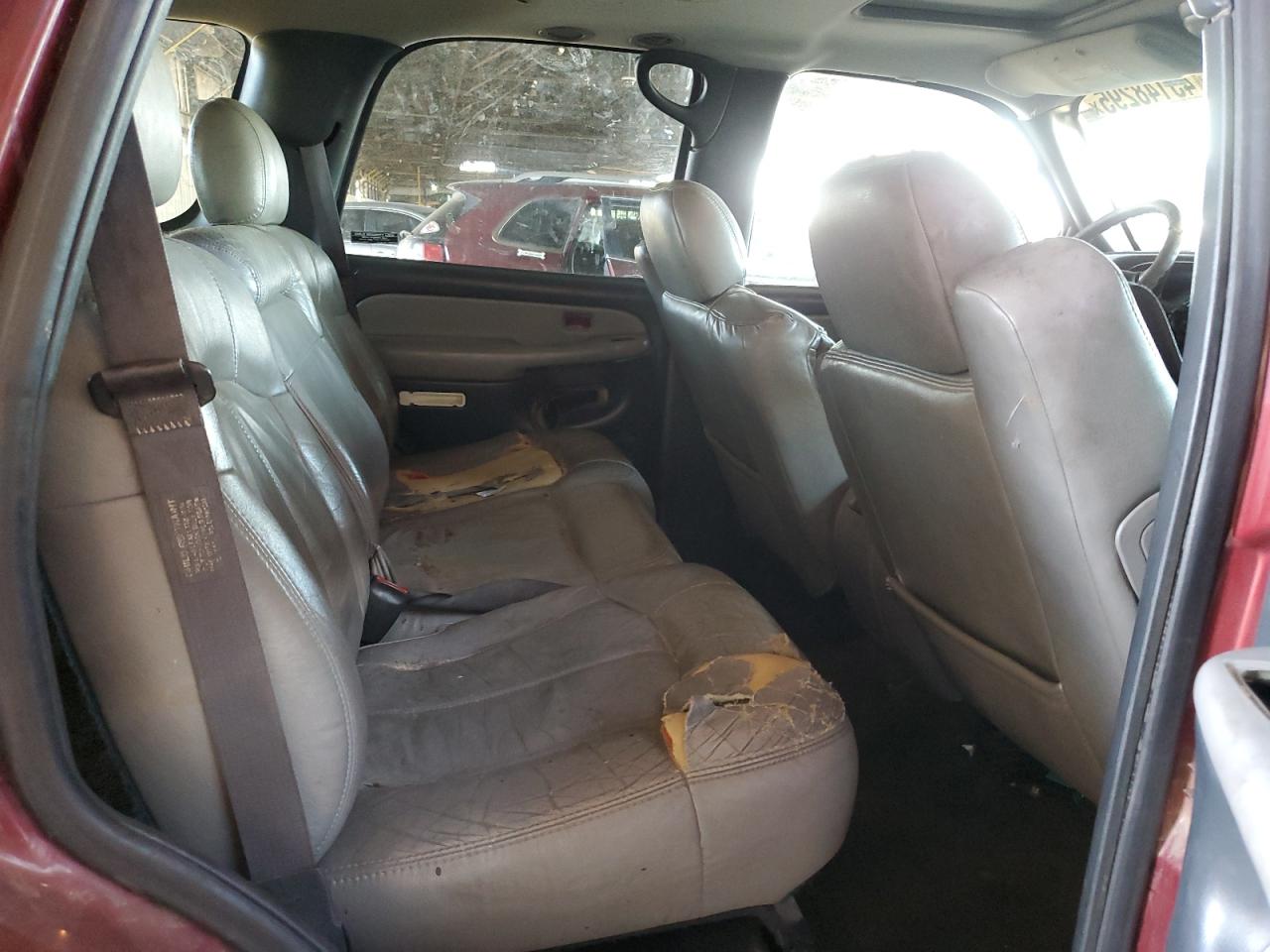 2001 Chevrolet Tahoe VIN 1GNEK13T11J179440 Copart auction photo, front end damage thumbnail 12