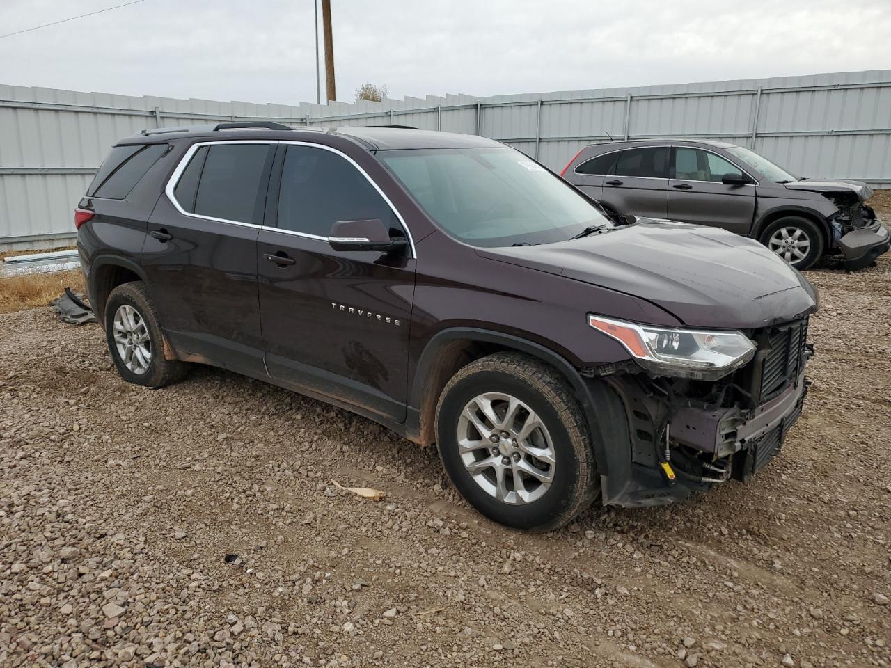 2018 Chevrolet Traverse VIN 1GNEVGKW6JJ157469 Copart auction photo, front end / side damage thumbnail 4