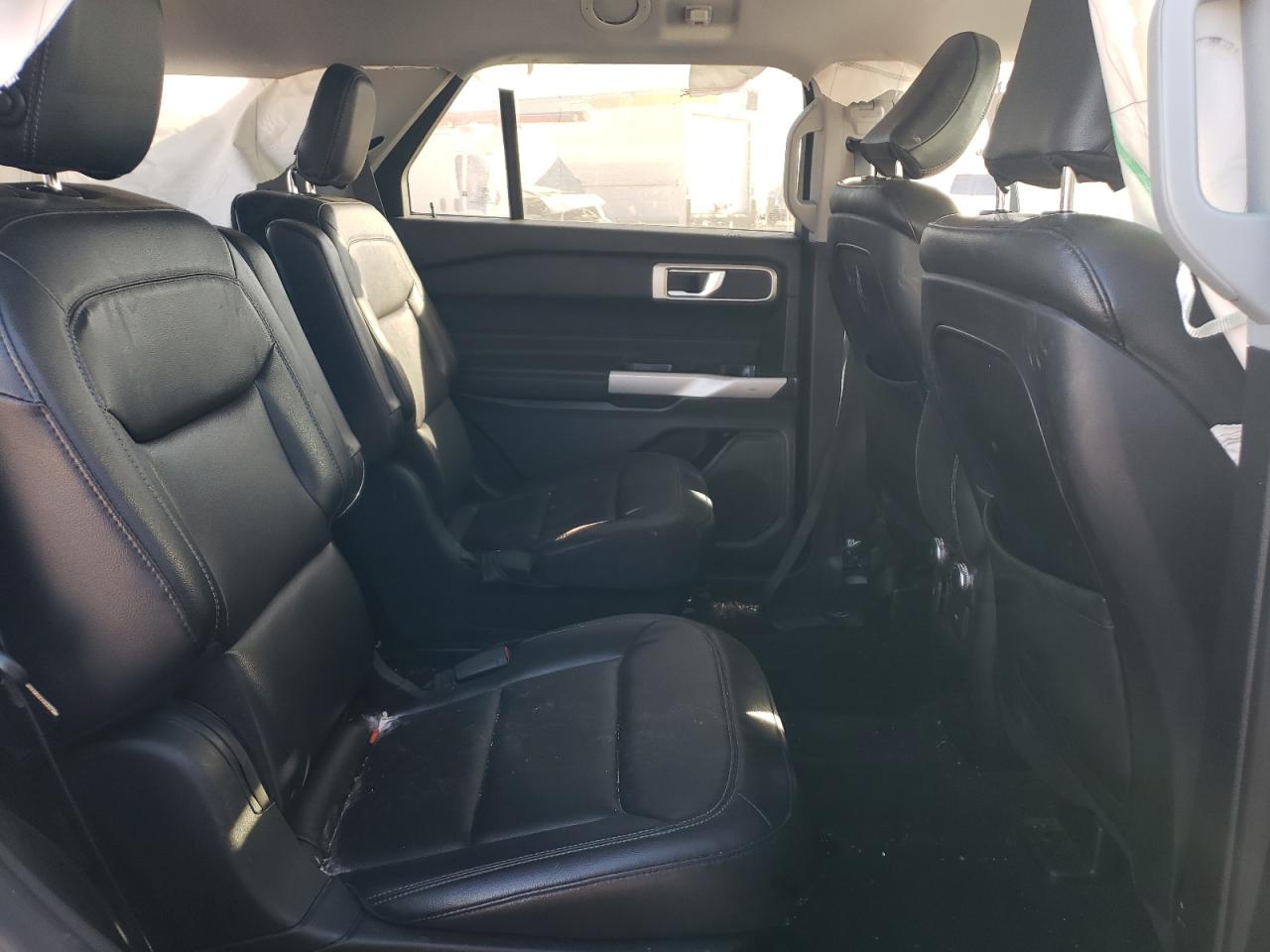 2020 Ford Explorer VIN 1FMSK7DH1LGC89179 Copart auction photo, side / front end damage thumbnail 12