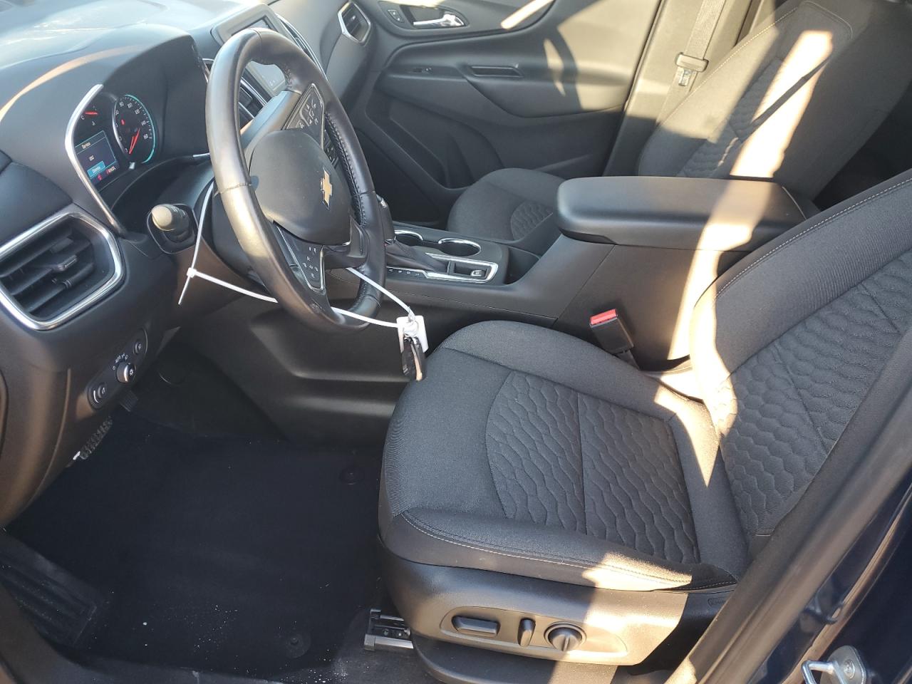 2021 Chevrolet Equinox VIN 2GNAXKEV0M6149111 Copart auction photo, front end / side damage thumbnail 7