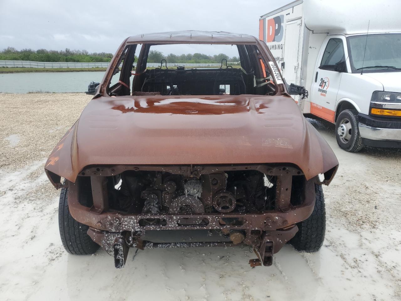 2014 RAM 3500 VIN 3C63RRGL1EG169400 Copart auction photo, burn damage thumbnail 5