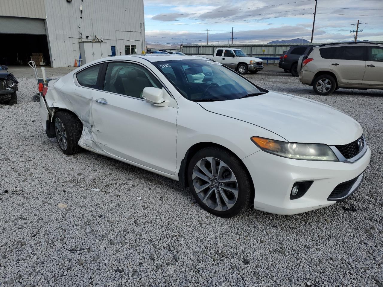 2015 Honda Accord VIN 1HGCT2B83FA008262 Copart auction photo, side damage thumbnail 4