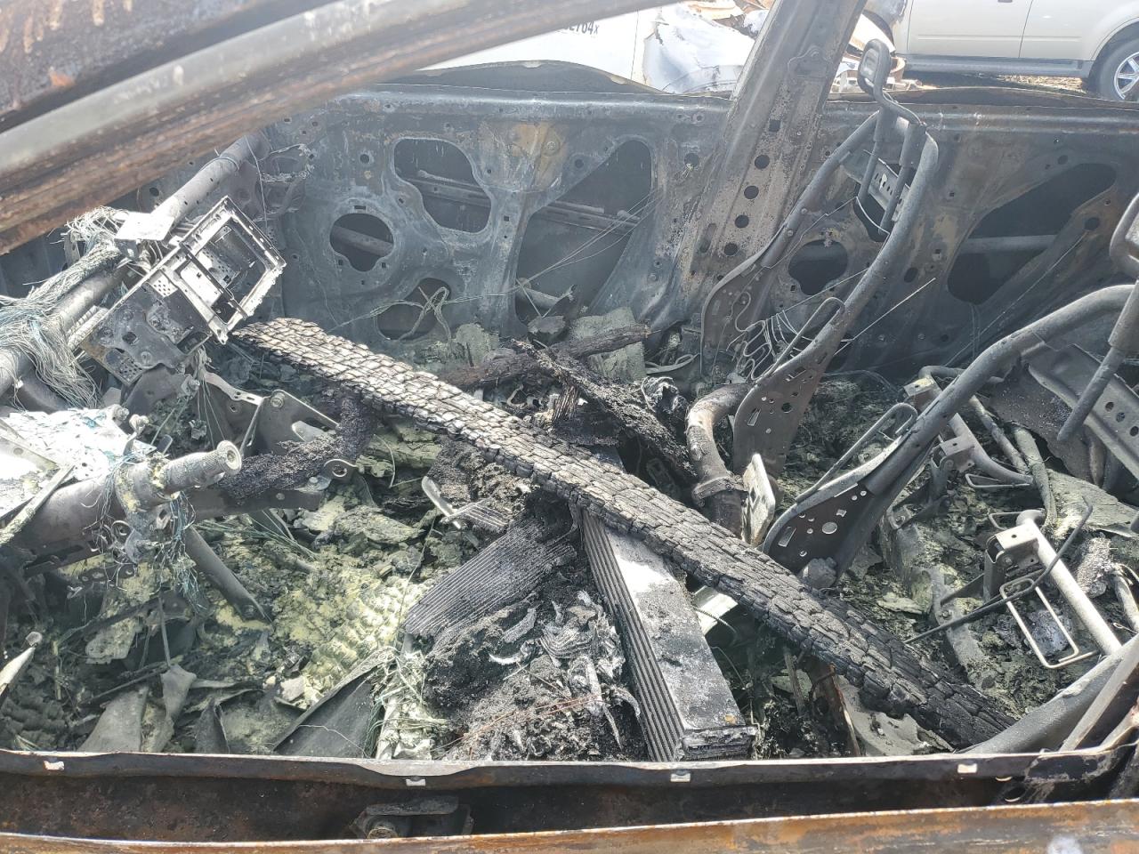 2019 Honda CR-V VIN 5J6RW1H88KA047161 Copart auction photo, burn damage thumbnail 7