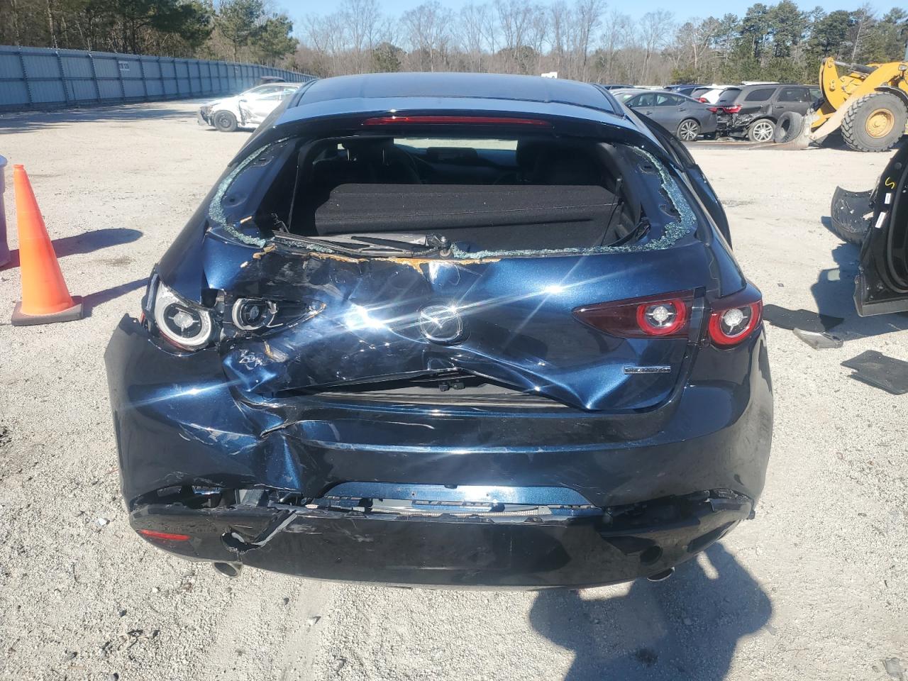 2024 Mazda 3 VIN JM1BPALM5R1713041 Copart auction photo, rear end damage thumbnail 6