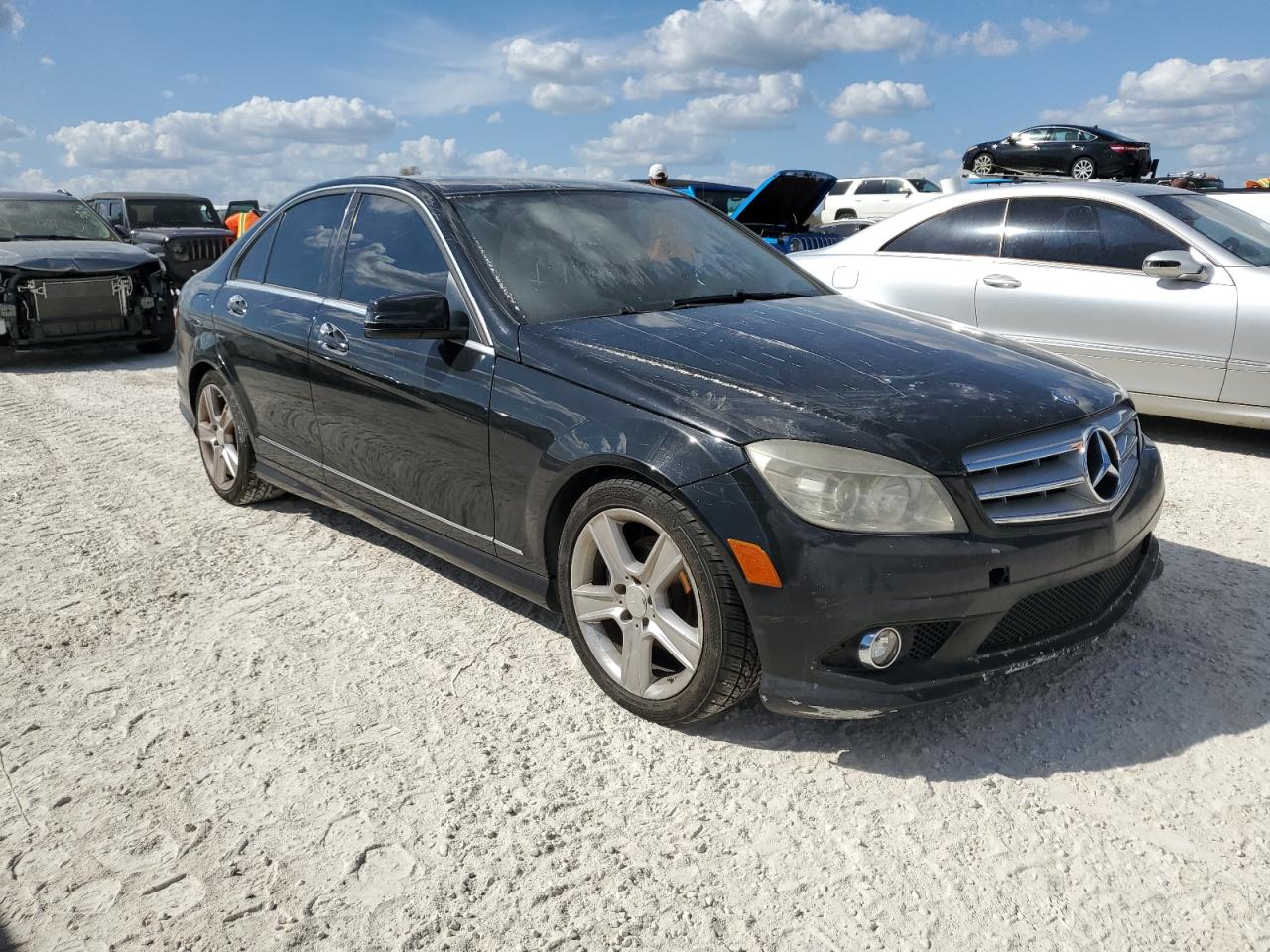 2010 Mercedes-Benz C-klasse VIN WDDGF8BB7AR102084 Copart auction photo, water/flood damage thumbnail 4