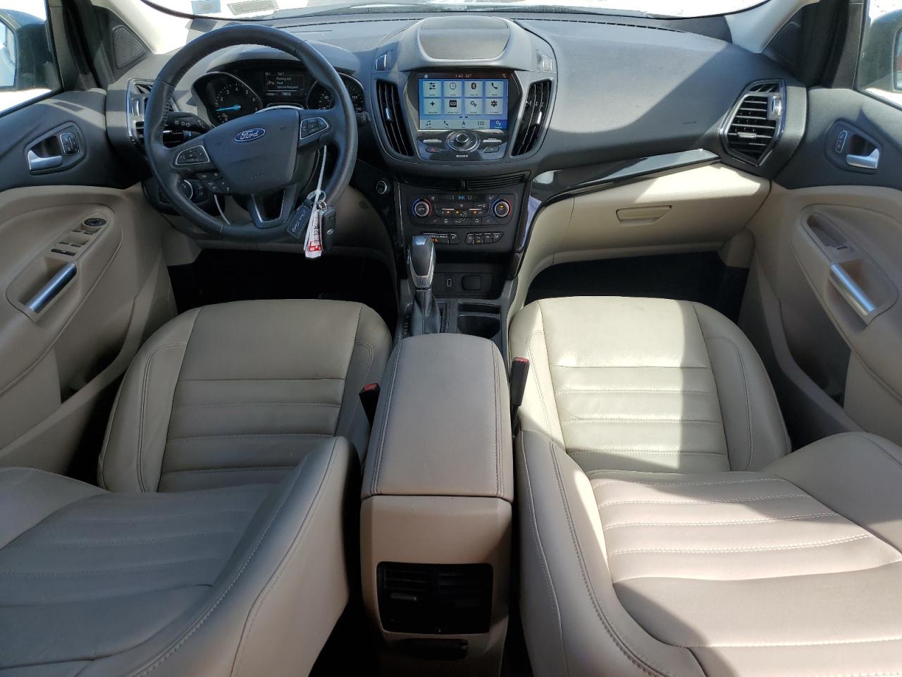 2019 Ford Escape VIN 1FMCU9J98KUA49263 Copart auction photo, rear end / side damage thumbnail 8