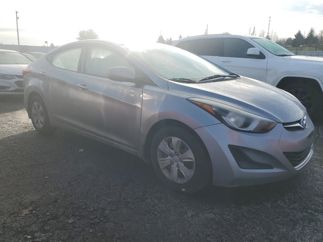 2016 Hyundai Elantra VIN 5NPDH4AE3GH685295 Copart auction photo, vandalism damage thumbnail 4