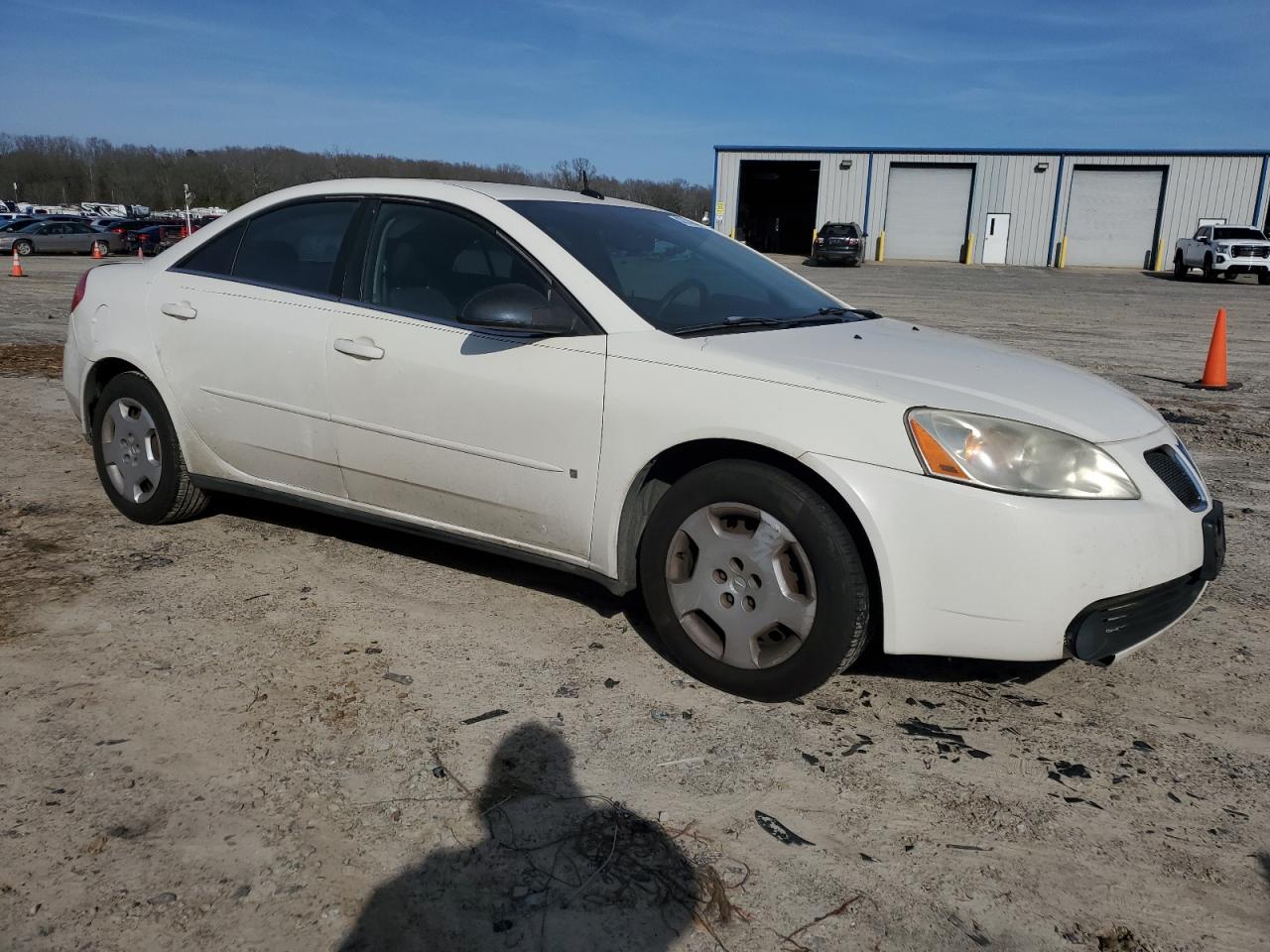 2008 Pontiac G6 VIN 1G2ZF57B284272035 Copart auction photo, rear end / minor dent/scratches damage thumbnail 4
