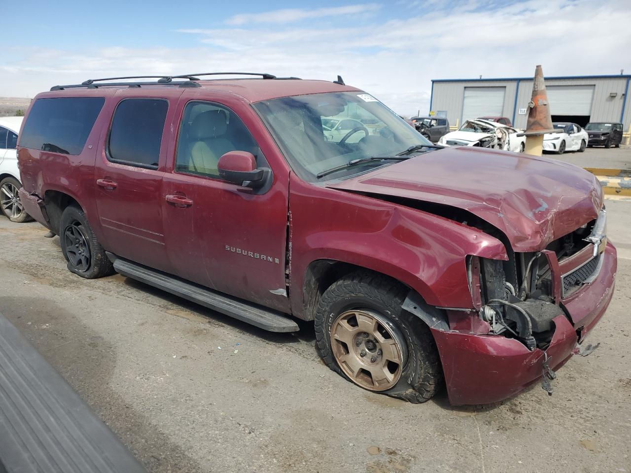 2007 Chevrolet Suburban VIN 1GNFK16347J179425 Copart auction photo, all over damage thumbnail 4