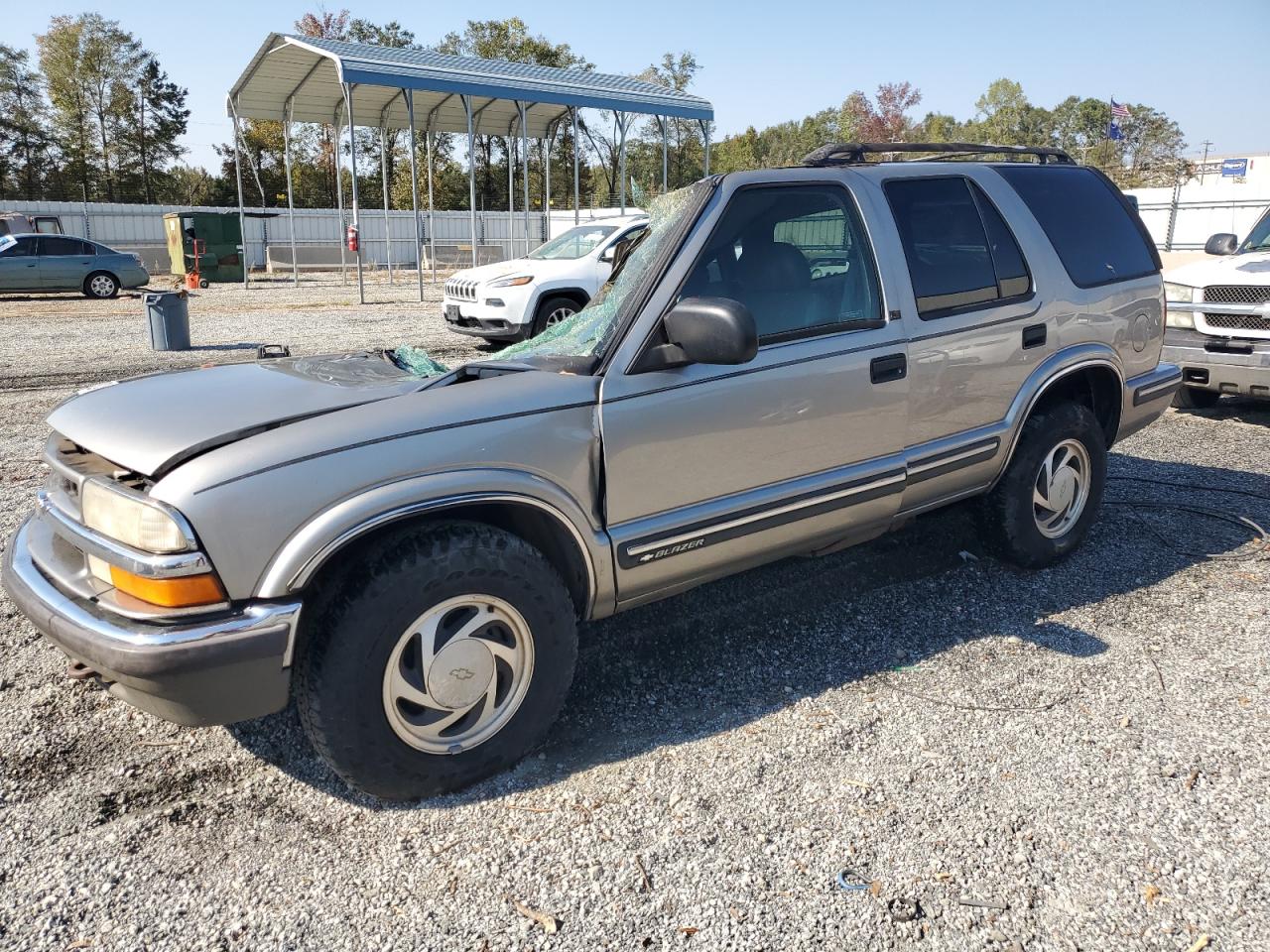 1999 Chevrolet Blazer VIN 1GNDT13W9X2230494