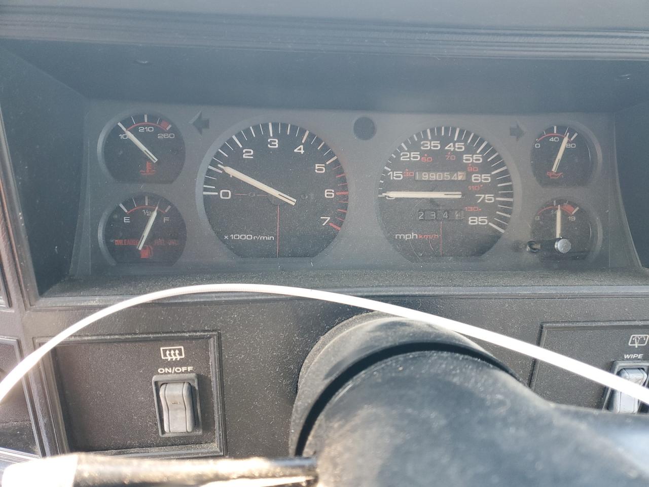 1994 Jeep Grand Cherokee VIN 1J4FJ68S5RL135545 Copart auction photo, front end damage thumbnail 9