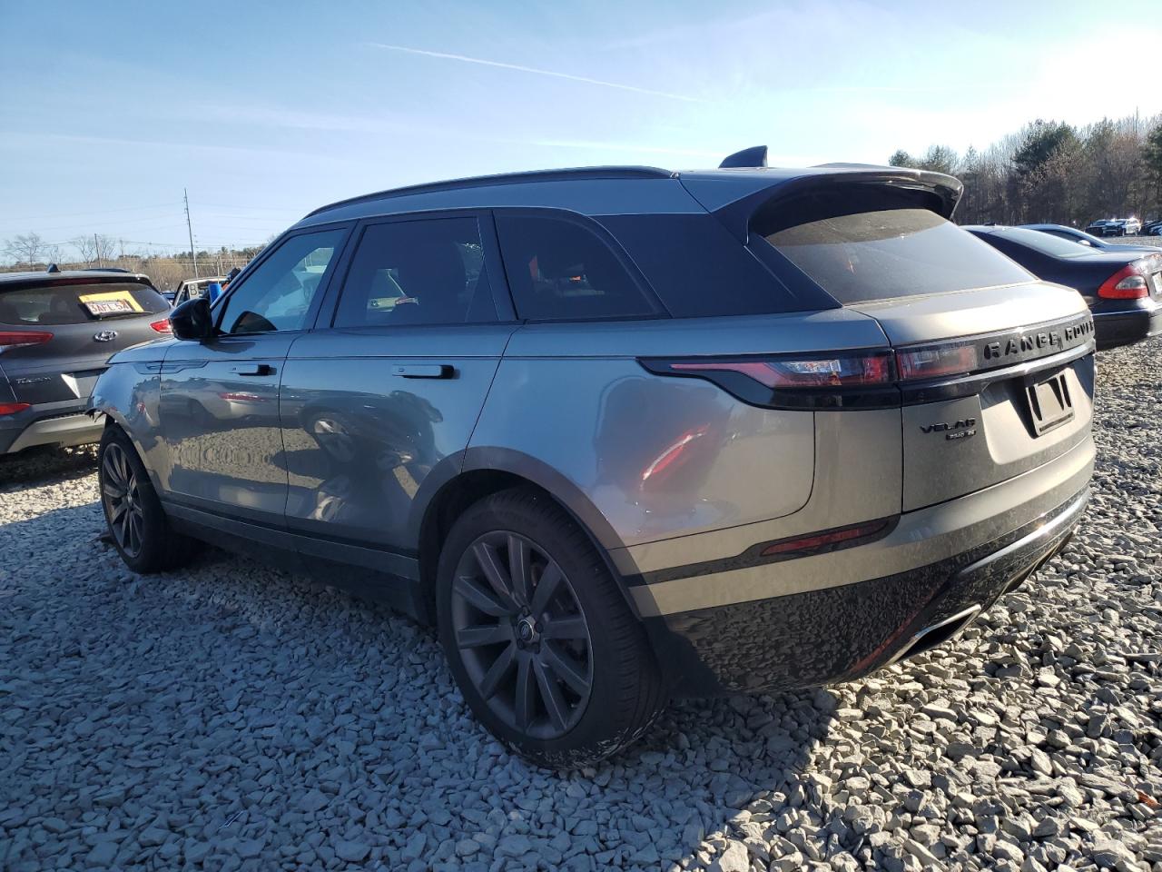 2019 Land Rover Range Rover VIN SALYL2FV0KA219460 Copart auction photo, front end damage thumbnail 2